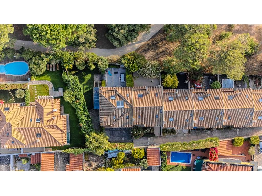 Moradia T3+1 com Jardim e Piscina no Alto dos Gaios, Cascais - Grande imagem: 3/29