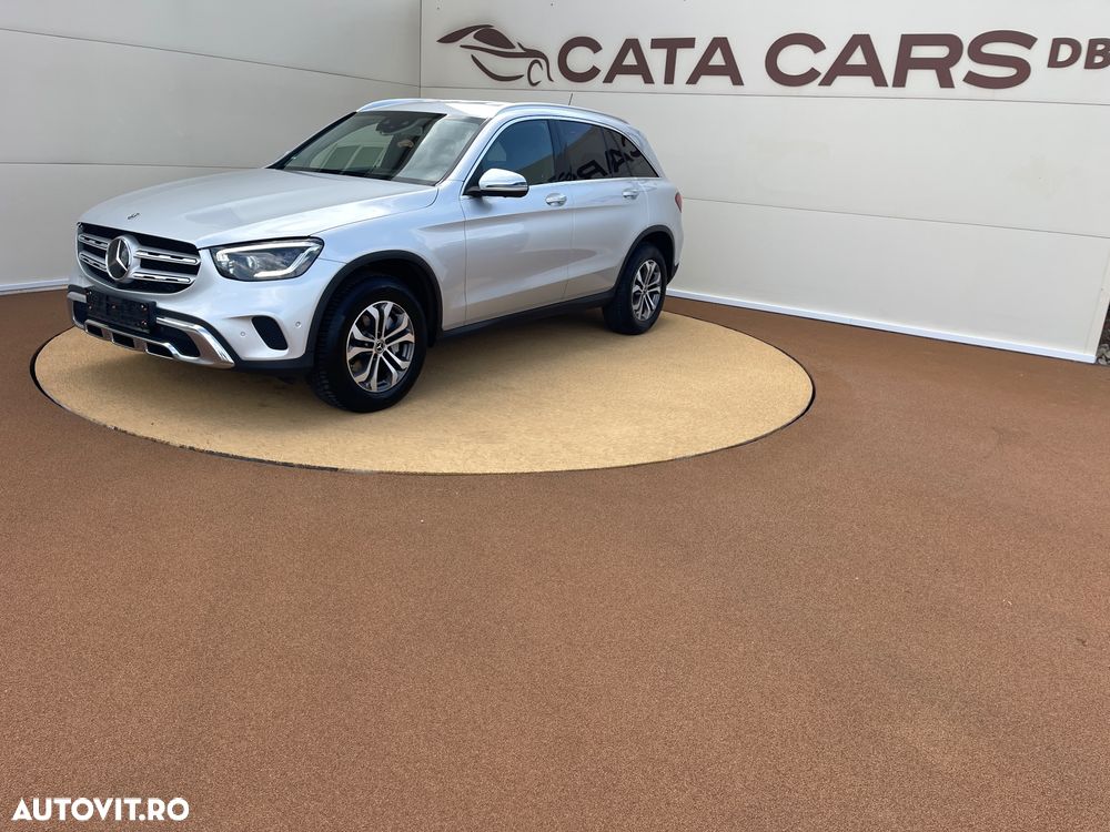 Mercedes-Benz GLC 300 d 4MATIC 9G-TRONIC - 4