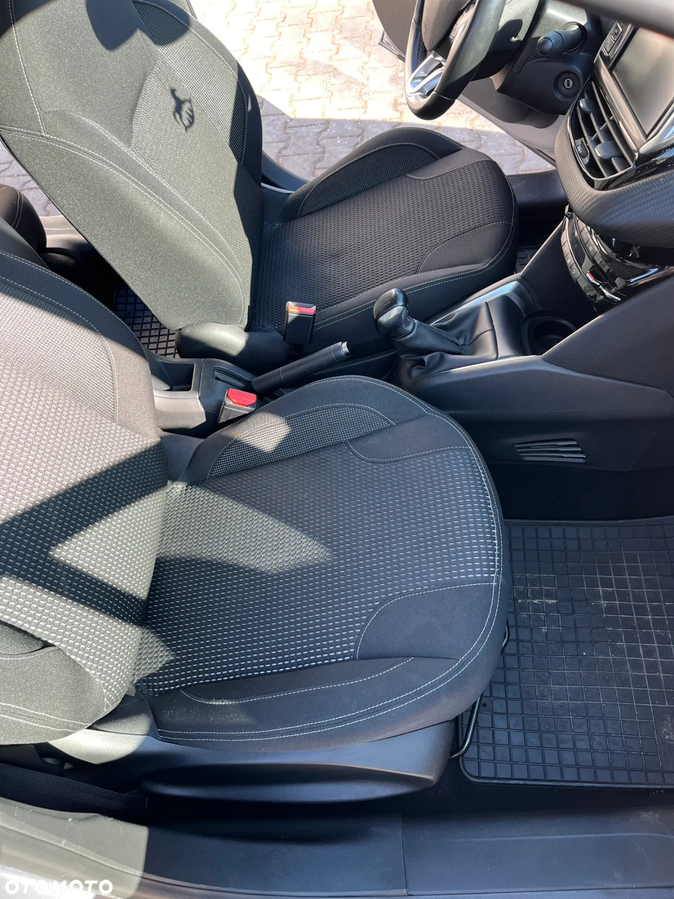 Peugeot 208 PureTech 82 Start & Stop Allure - 9