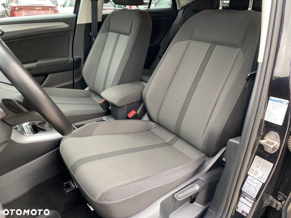 Volkswagen T-Roc - 10