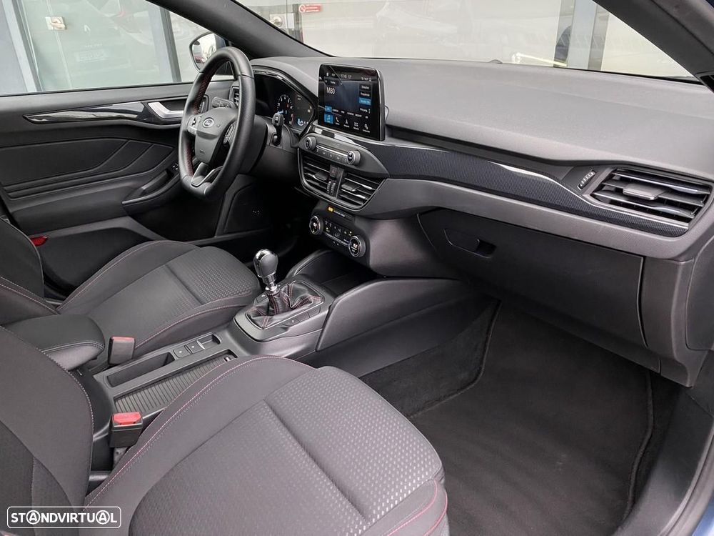 Ford Focus SW 1.0 EcoBoost ST-Line - 10