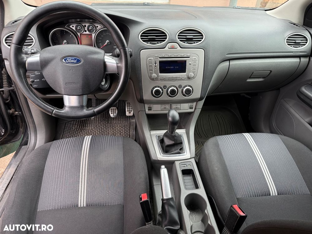 Ford Focus - 4