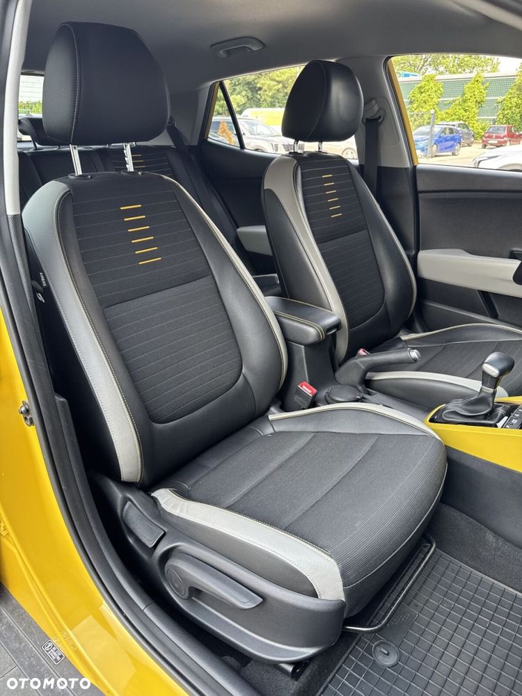 Kia Stonic 1.0 T-GDI L Business Line DCT - 24