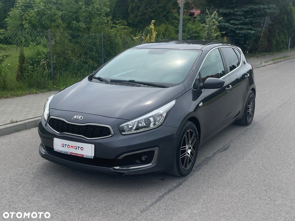 Kia Ceed 1.4 CVVT Attract - 32