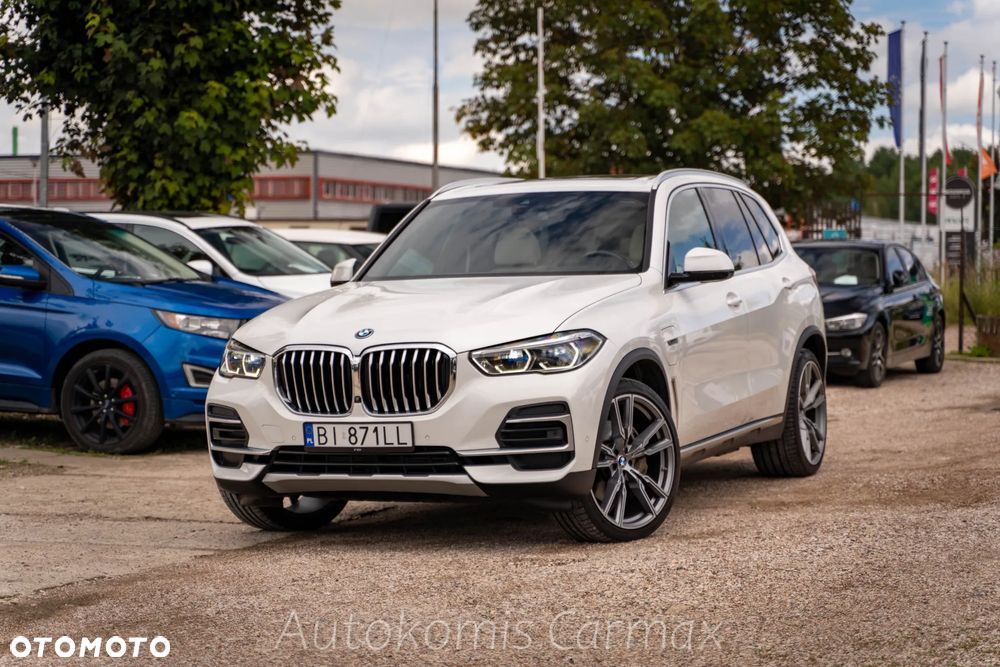 BMW X5 xDrive45e - 1