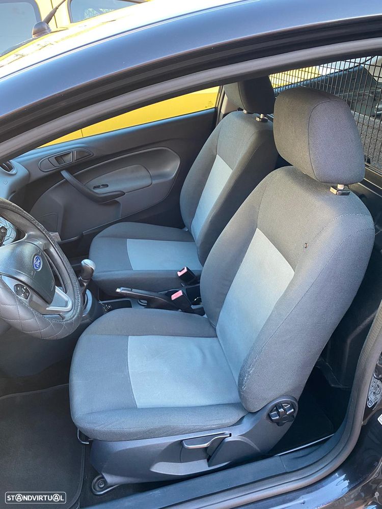 Ford Fiesta - 1