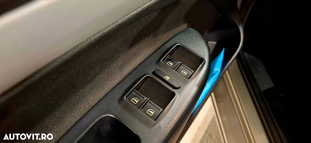 Skoda Octavia 1.6 TDI DPF Ambition - 21