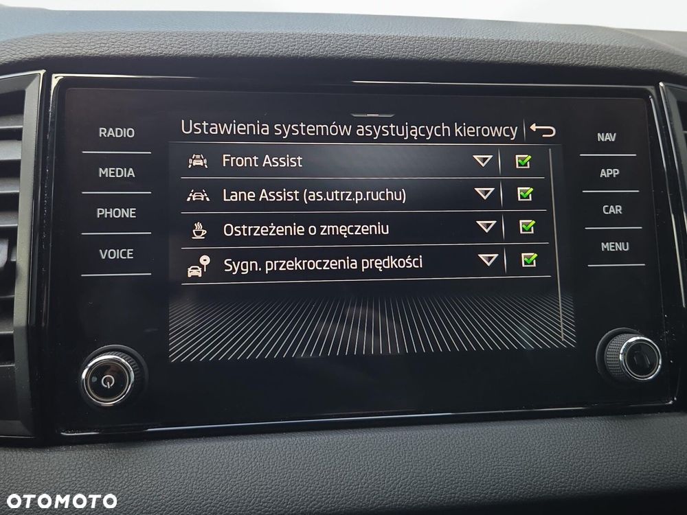 Skoda Karoq 1.5 TSI ACT Selection DSG - 21