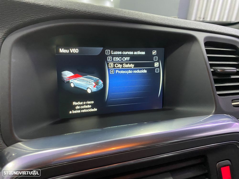 Volvo V60 D6 Twin Engine Geartronic RDesign - 15