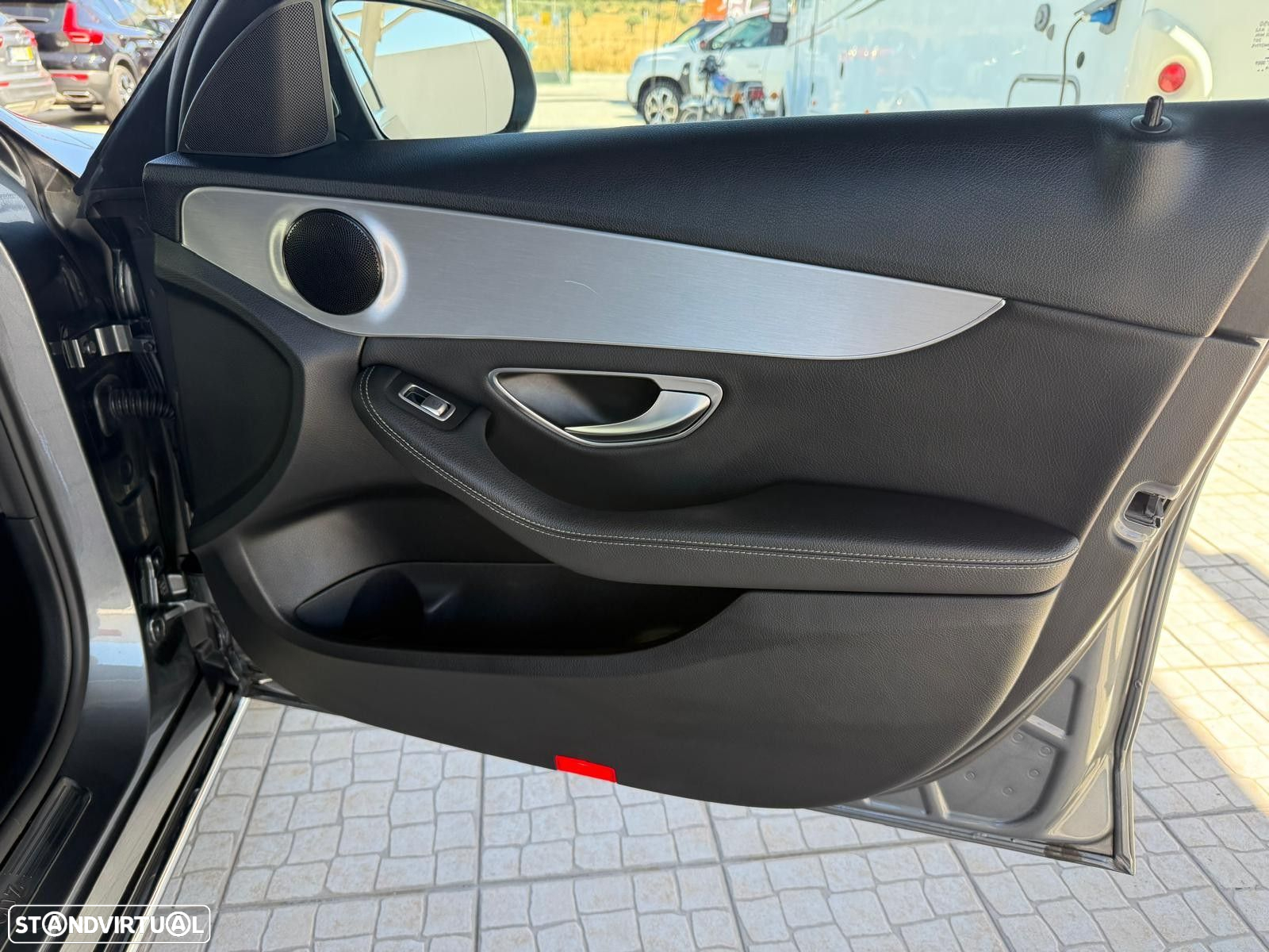 Mercedes-Benz C 220 d Avantgarde - 18