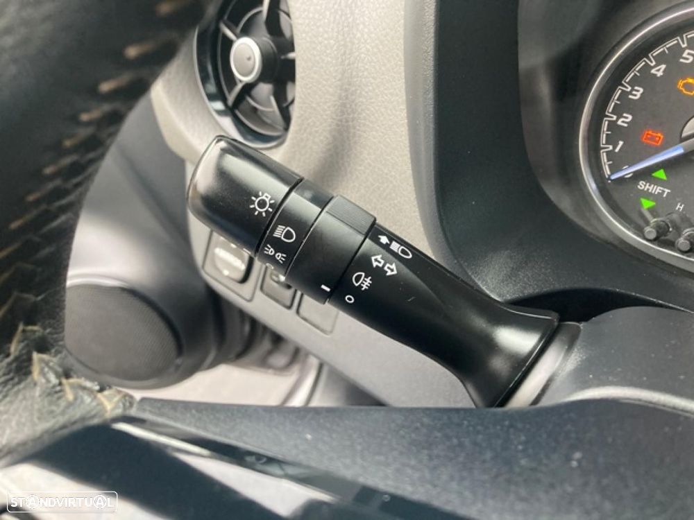 Toyota Yaris 1.0 VVT-i Exclusive - 16