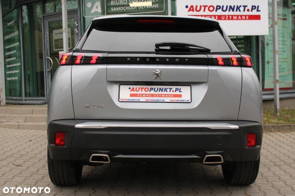 Peugeot 2008 - 6