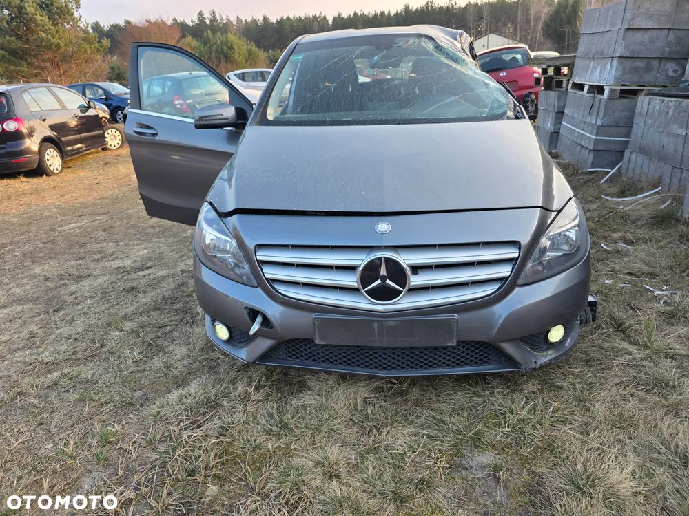 Mercedes-Benz Klasa B 180 CDI (BlueEFFICIENCY) - 2