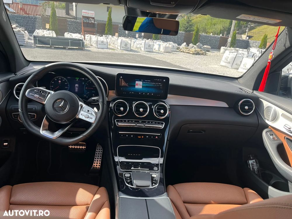 Mercedes-Benz GLC - 9