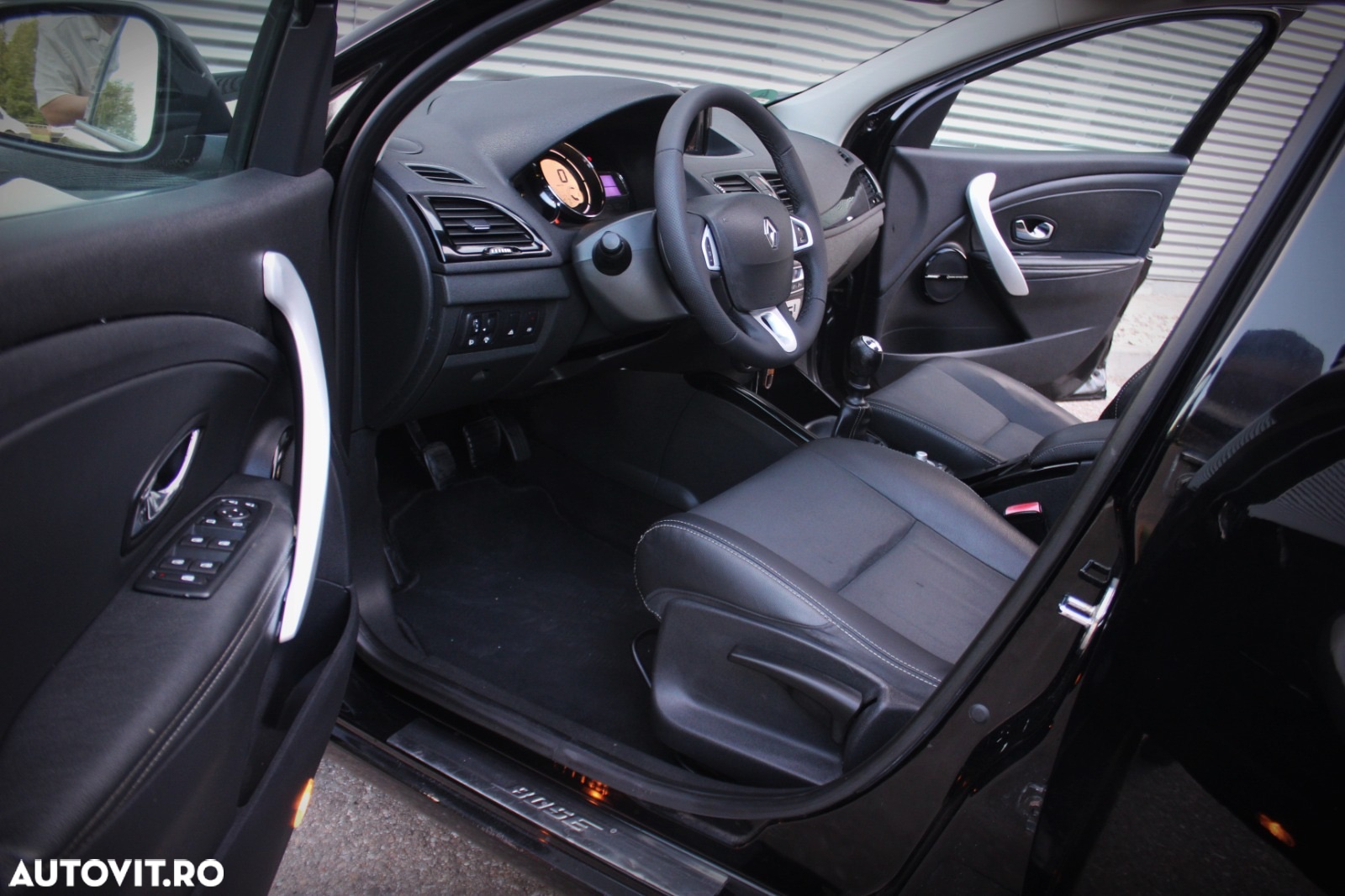 Renault Megane ENERGY dCi 110 Start & Stop Bose Edition - 14