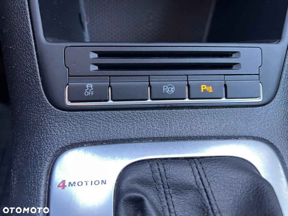 Volkswagen Tiguan 2.0 TSI 4Mot Sport&Style DSG - 9
