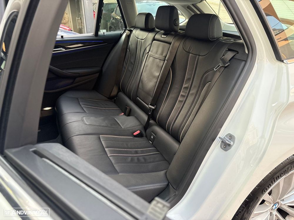 BMW 520 d Line Luxury Auto - 9