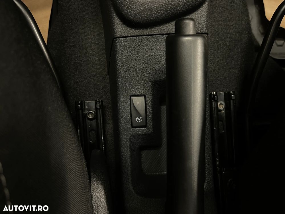 Dacia Logan 1.5 Blue dCi Laureate - 17