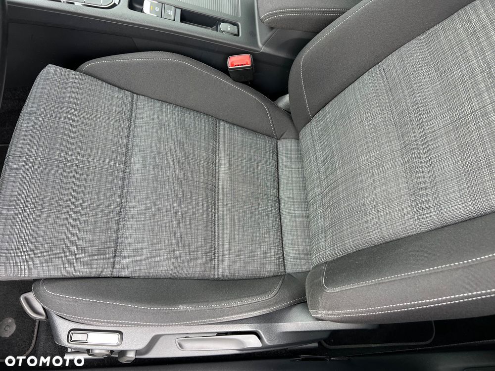 Volkswagen Passat 2.0 TDI BMT Comfortline - 19