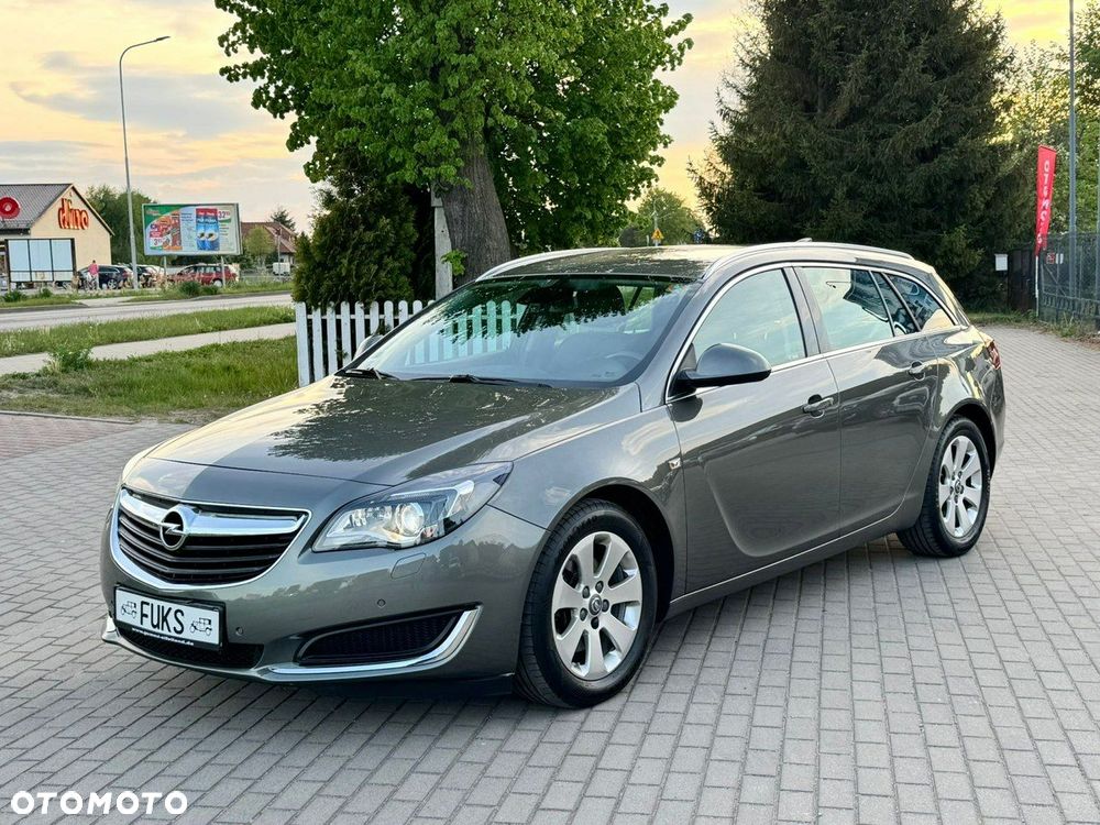 Opel Insignia - 1
