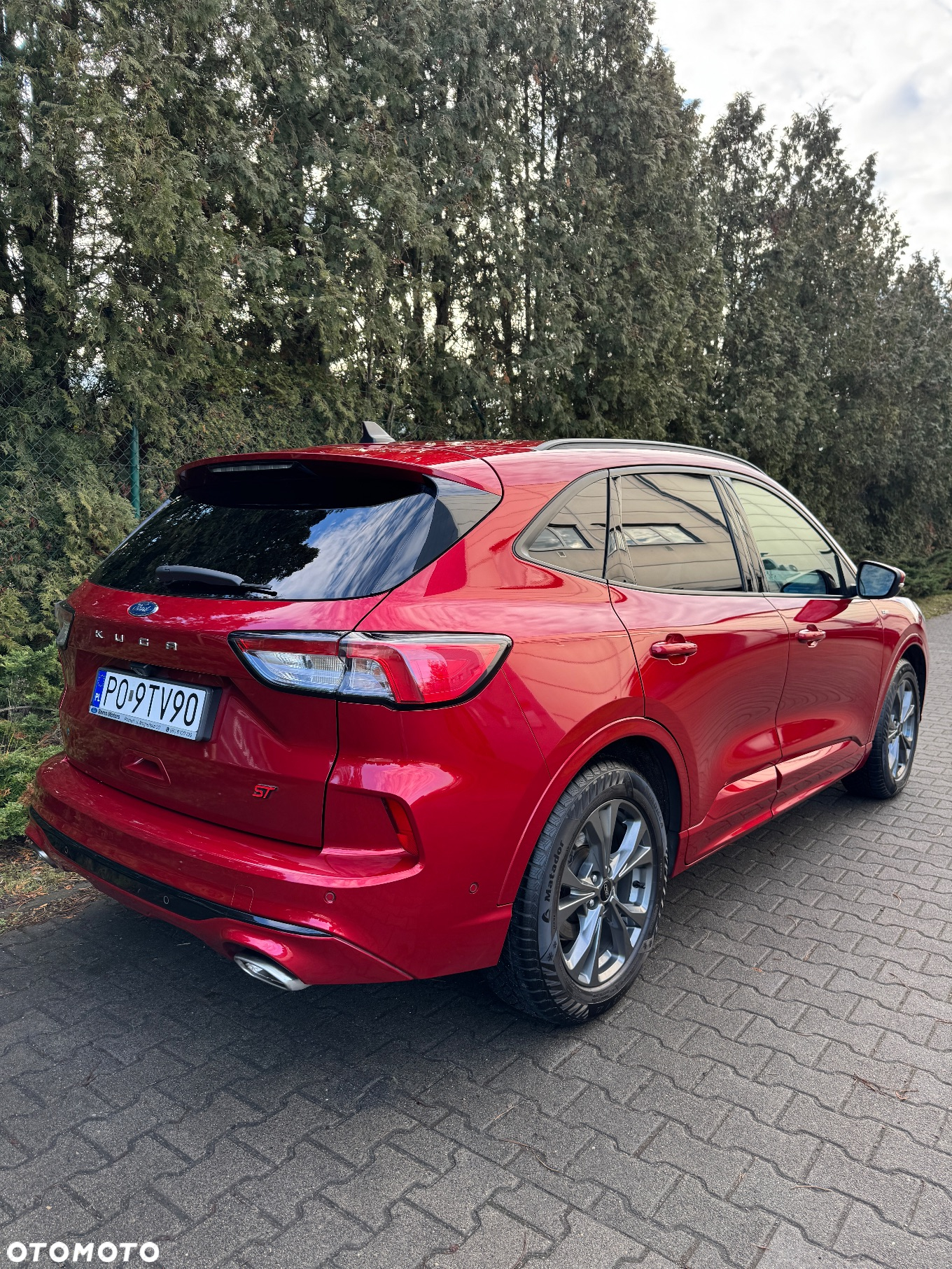 Ford Kuga 1.5 EcoBoost FWD ST-Line X - 3