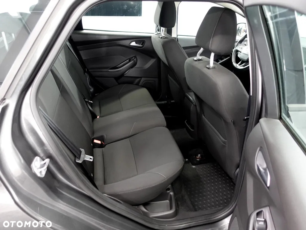 Ford Focus 1.5 TDCi Titanium - 9