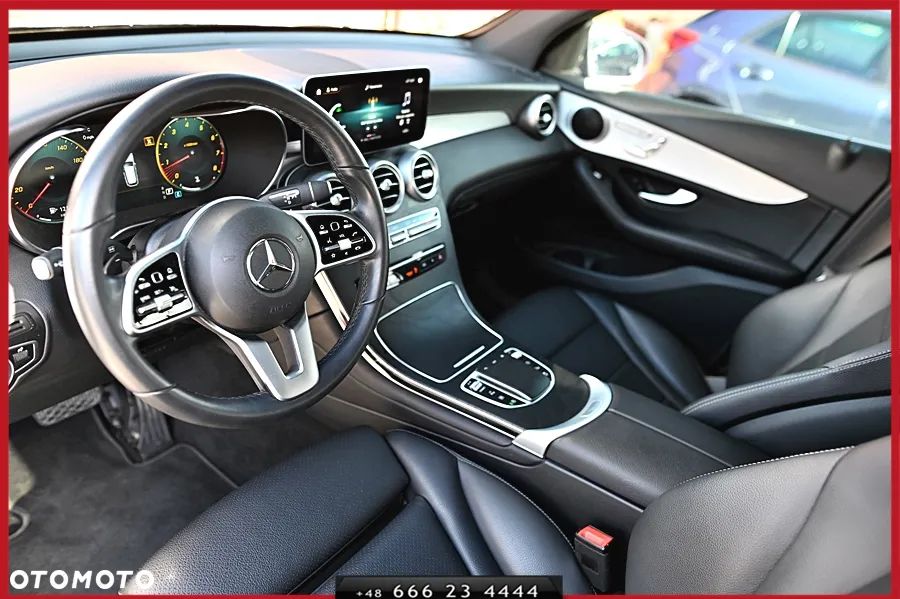 Mercedes-Benz GLC 300 4Matic 9G-TRONIC Exclusive - 20
