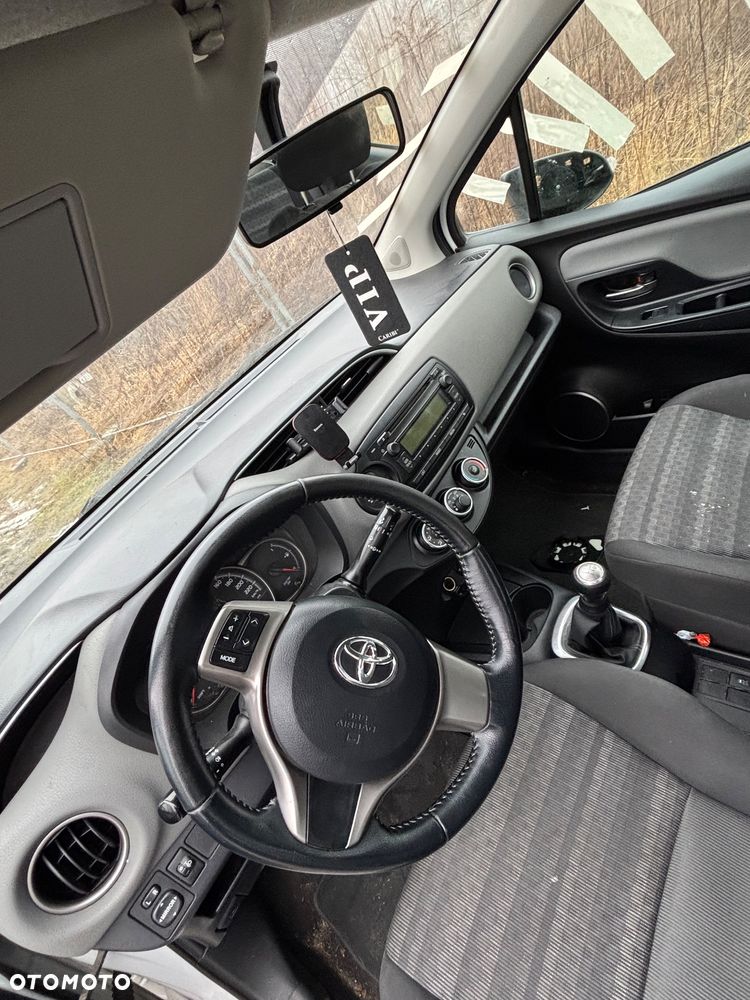 Toyota Yaris 1.0 Active - 7