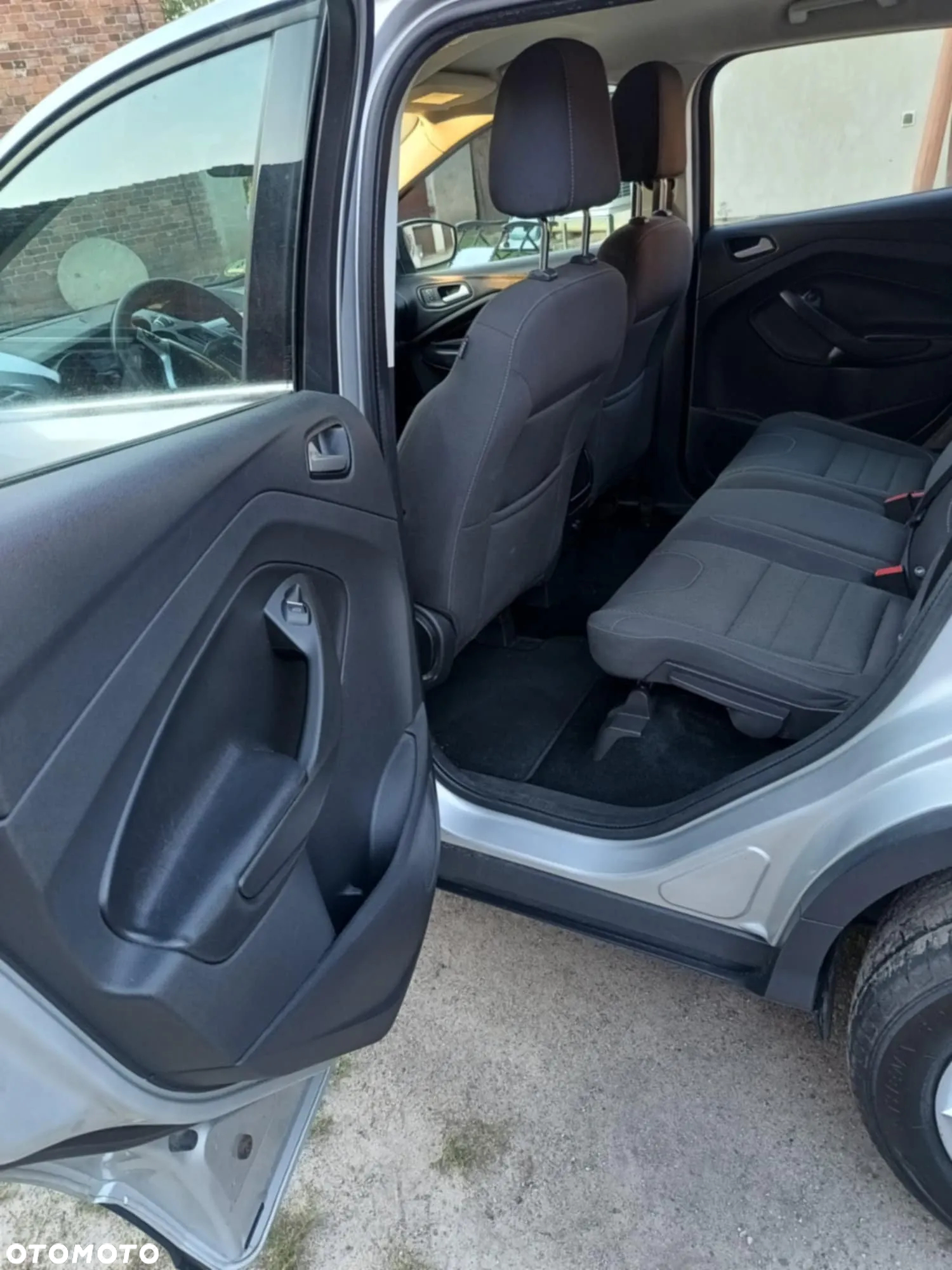 Ford Kuga 2.0 TDCi FWD Titanium - 11