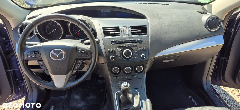 Mazda 3 - 13