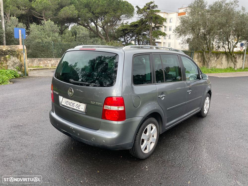 VW Touran 2.0 TDI Highline EC 7L - 7