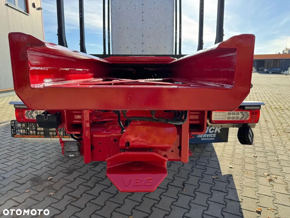 Volvo FH16 750 8x4 POJAZD DO DRZEWA - 26