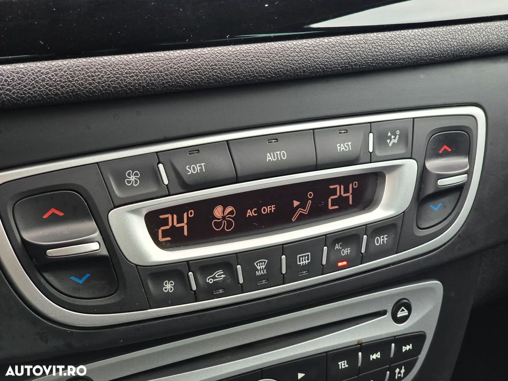 Renault Megane dCi 130 FAP BOSE Edition - 17