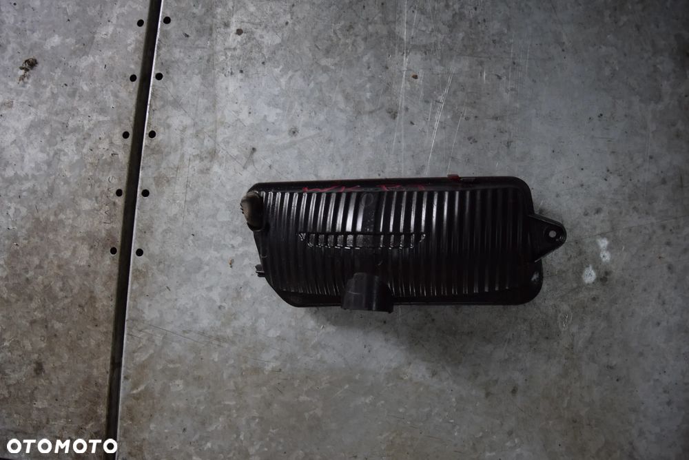 JEEP GRAND CHEROKEE WK LAMPA PRAWA TYŁ - 2