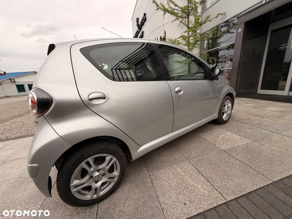 Toyota Aygo 1.0 VVT-i Premium MM - 19