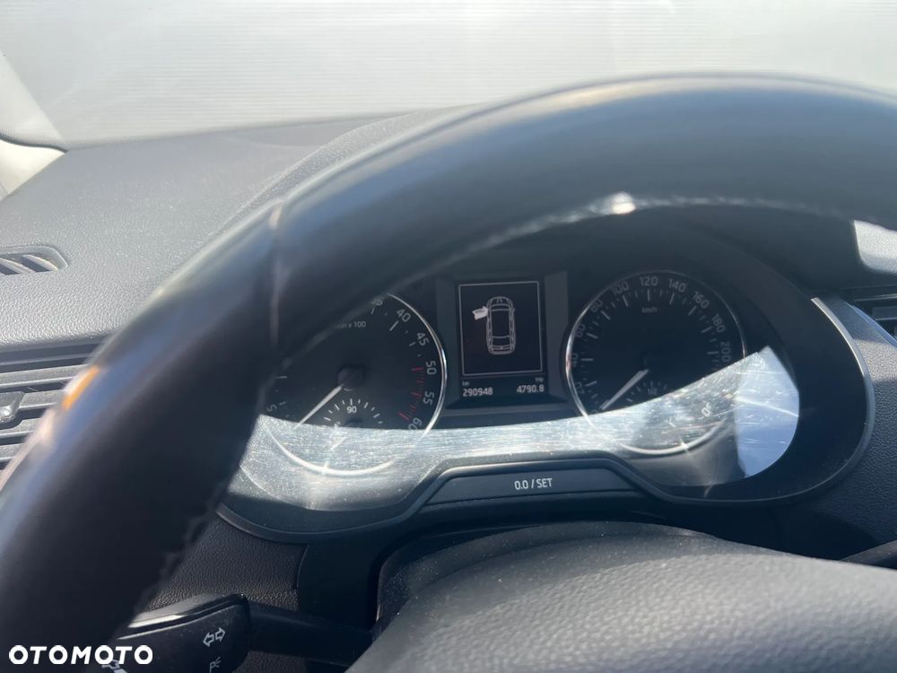 Skoda Octavia 1.6 TDI Active - 12