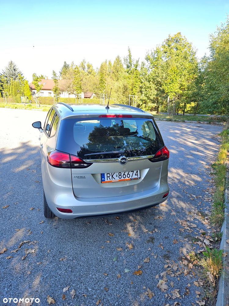 Opel Zafira - 15