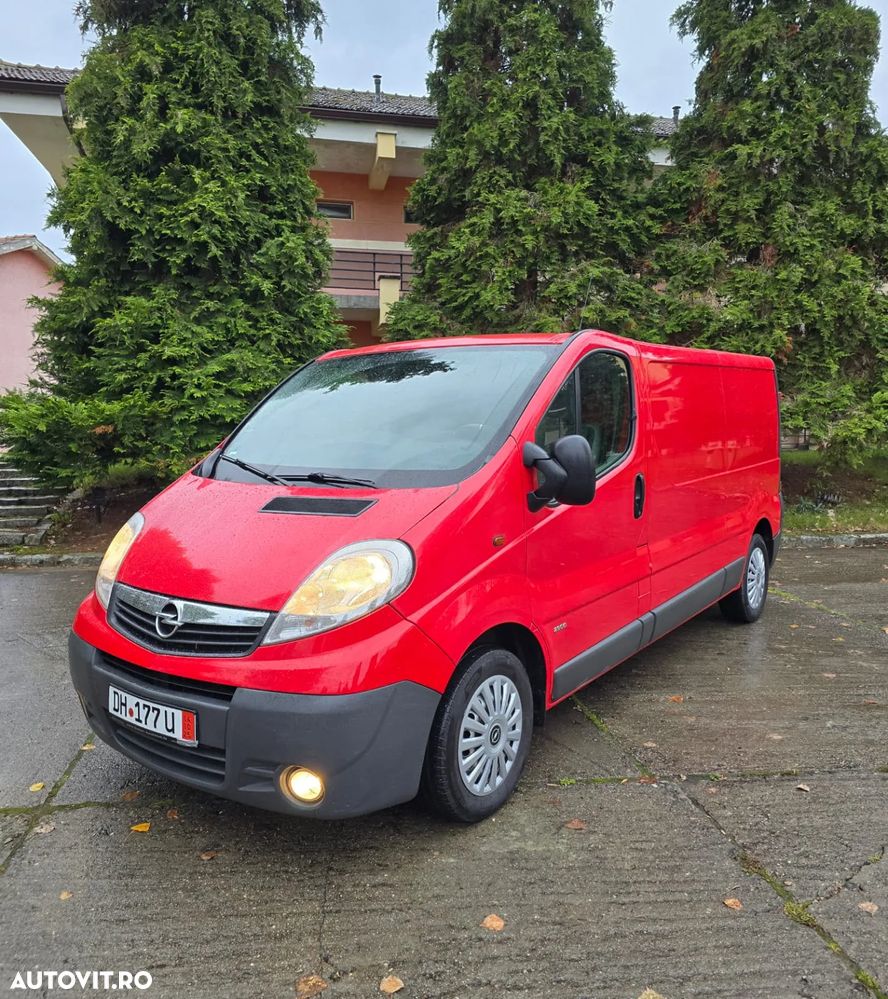Opel Vivaro - 11