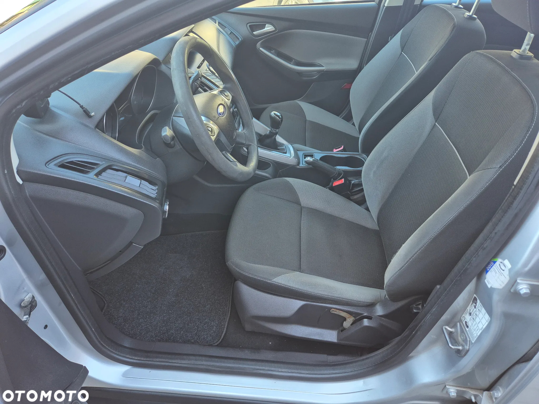 Ford Focus 1.6 Edition - 10
