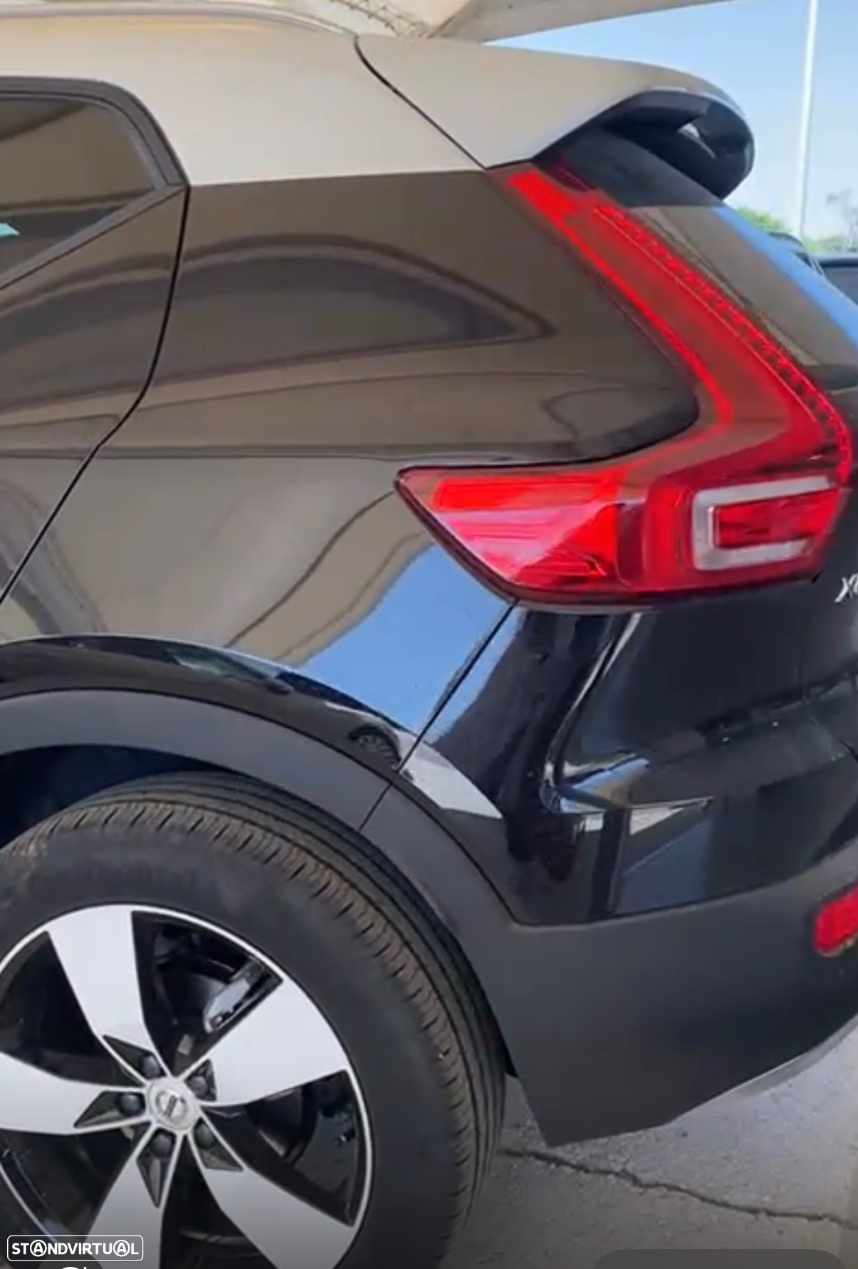 Volvo XC 40 1.5 T2 Momentum Plus - 3