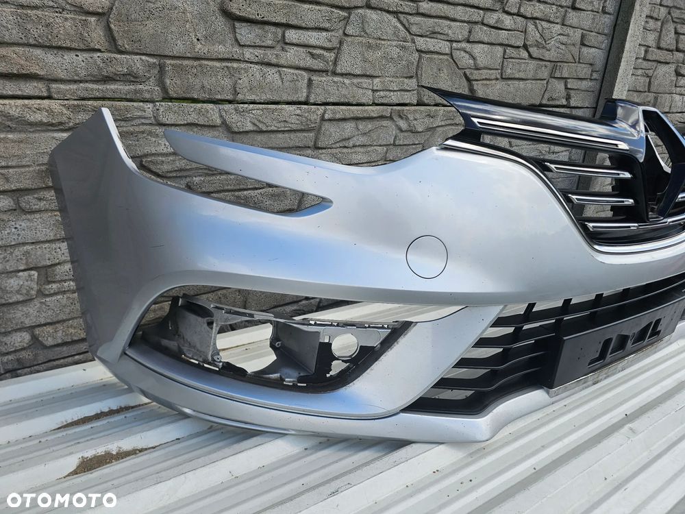 RENAULT Megane IV 4  zderzak przod - 2