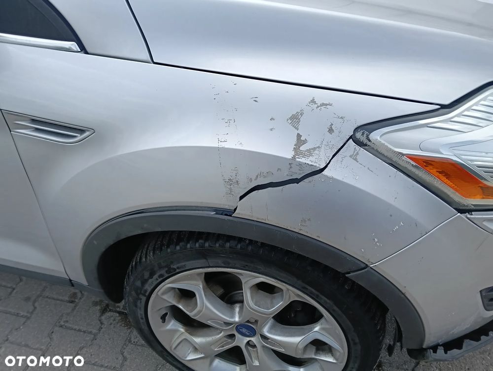 Ford Kuga 2.0 TDCi 4x4 Titanium - 10