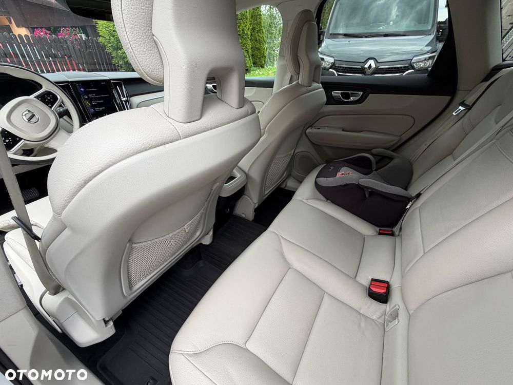 Volvo XC 60 D4 AWD Inscription - 23