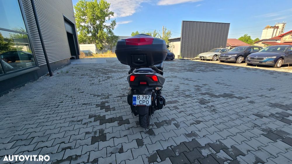 Yamaha Tricity 300 - 7