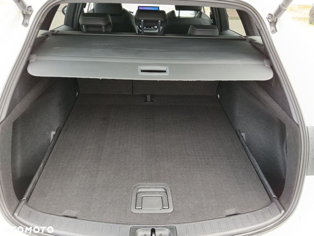 Toyota Corolla 1.8 Hybrid Style - 13