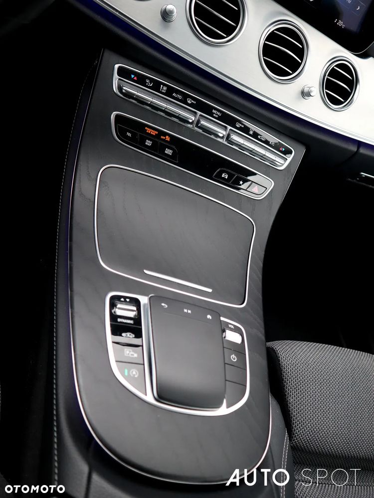 Mercedes-Benz Klasa E 200 4-Matic Avantgarde - 30