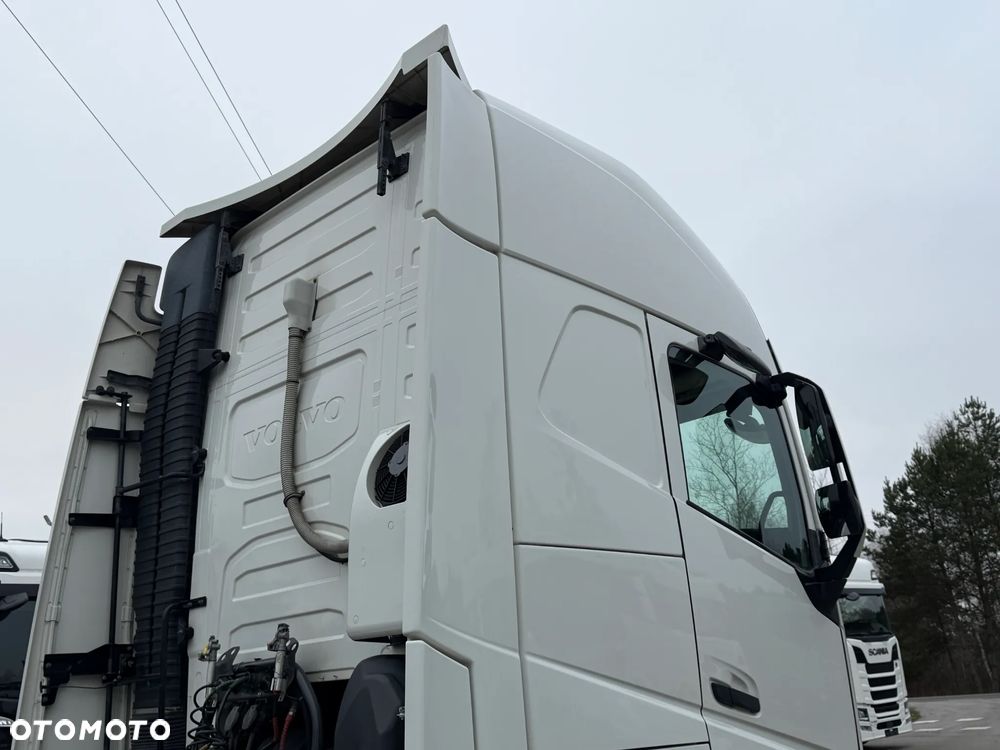 Volvo FH460 z Austrii kabina XL nowa hydraulika 600Tkm oryginalnego przebiegu - 17