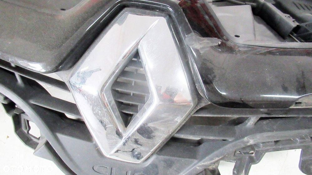RENAULT CLIO IV ATRAPA GRILL 622561433R - 6