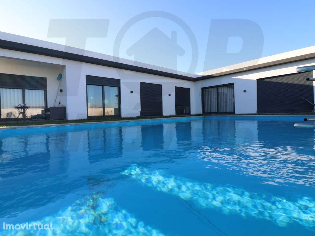Moradia Contemporânea V4 - Salvaterra de Magos - 575.000€ - Grande imagem: 4/24