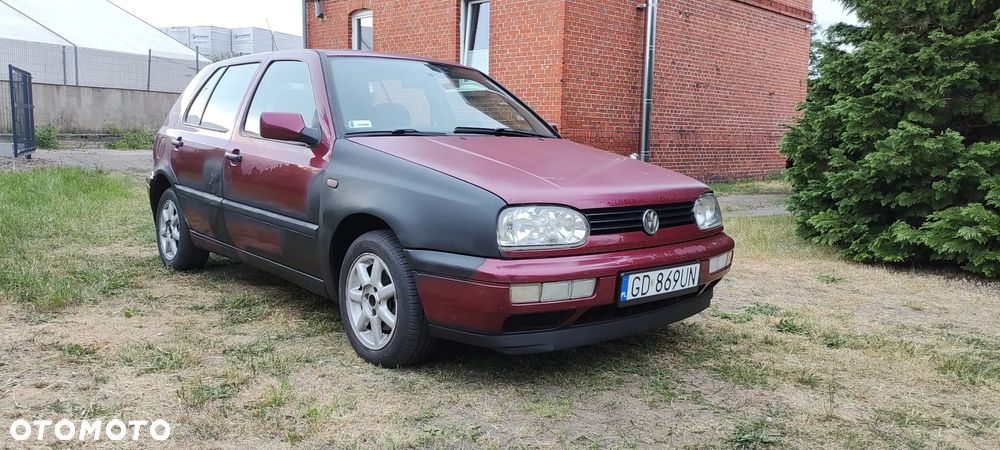 Volkswagen Golf - 3